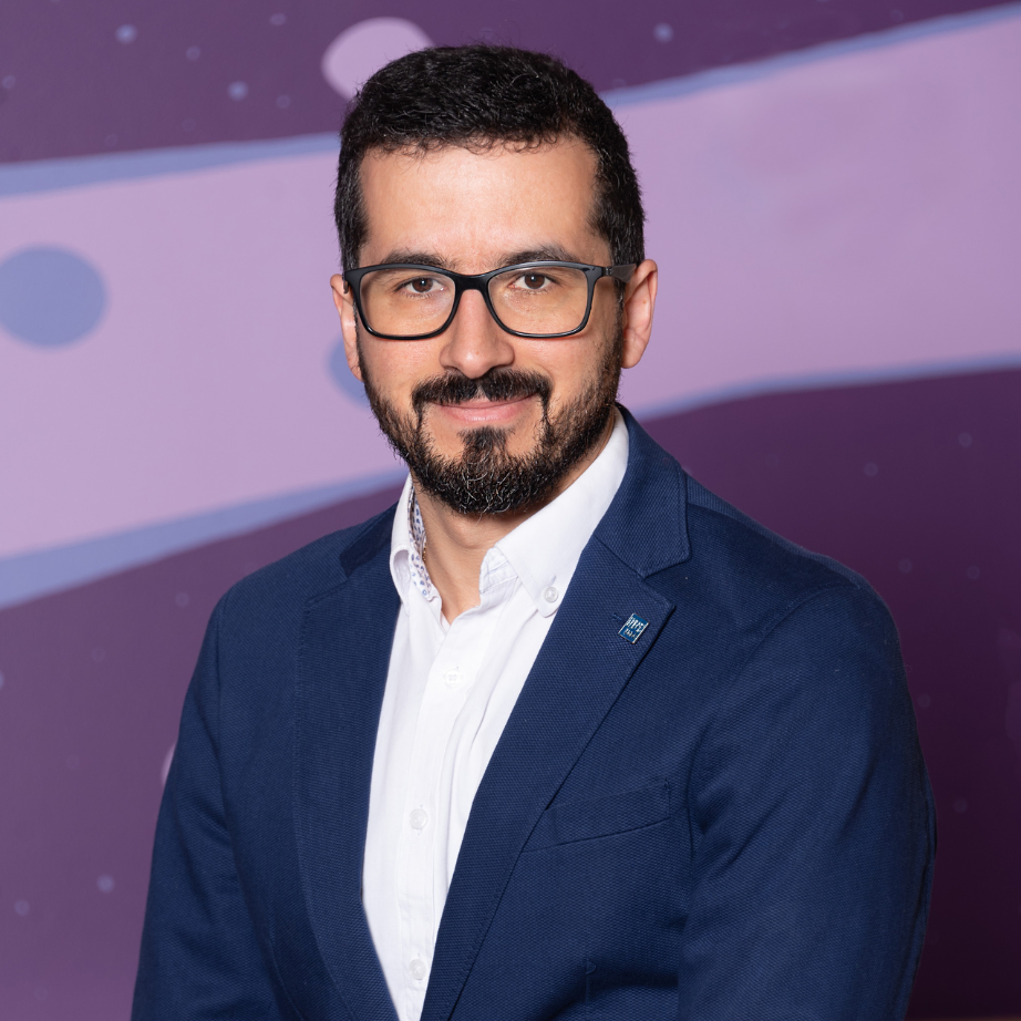 Alejandro López